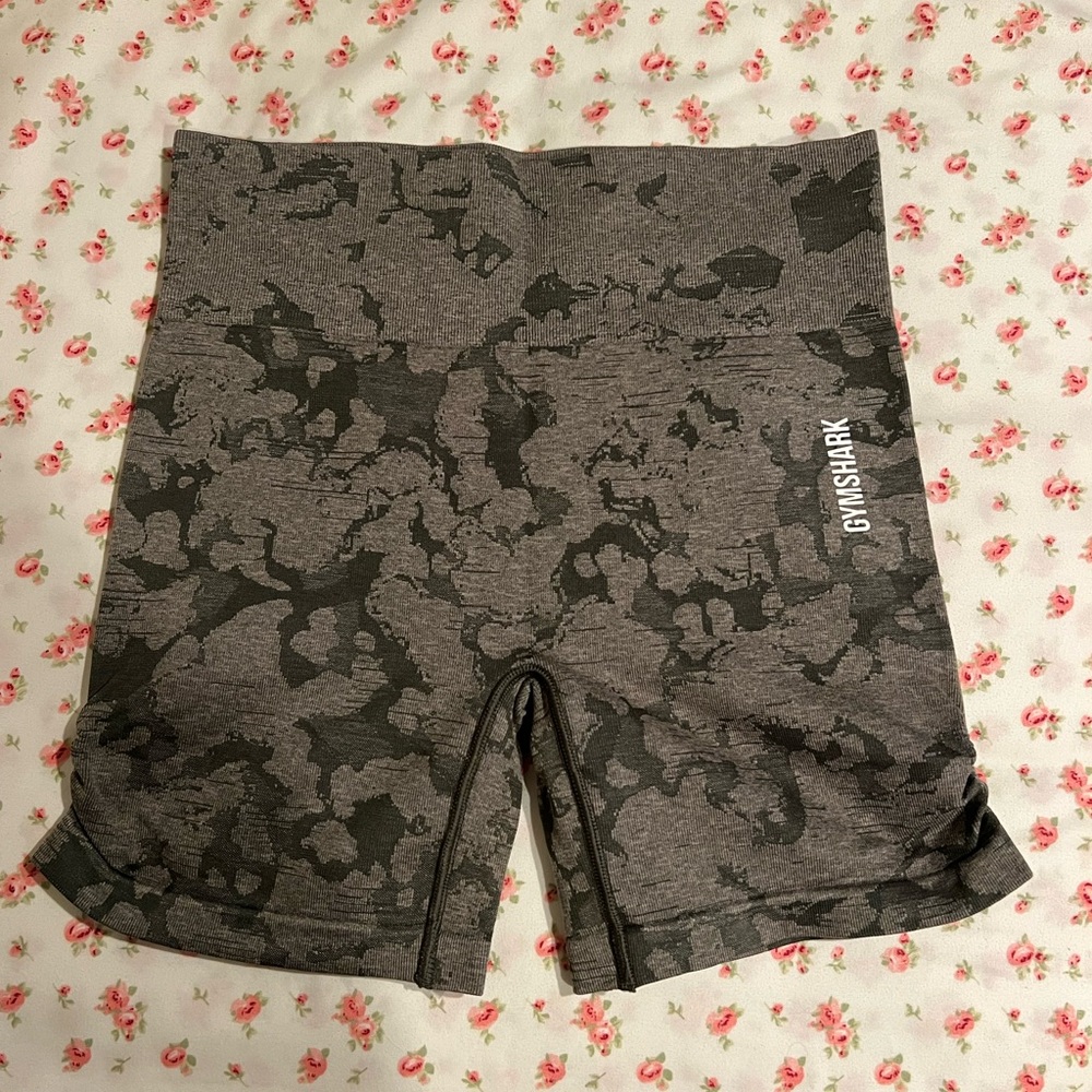 Gymshark adapt camo shorts